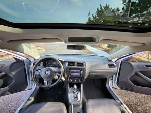 Used 2012 Volkswagen Jetta SE image 33