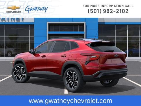 New 2026 Chevrolet Trax RS w/ Driver Confidence Package FWD image 3