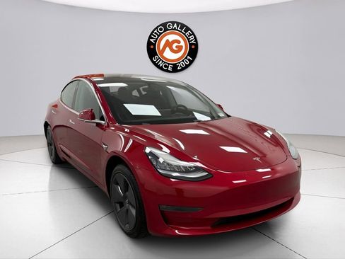 Used 2018 Tesla Model 3 Long Range image 1