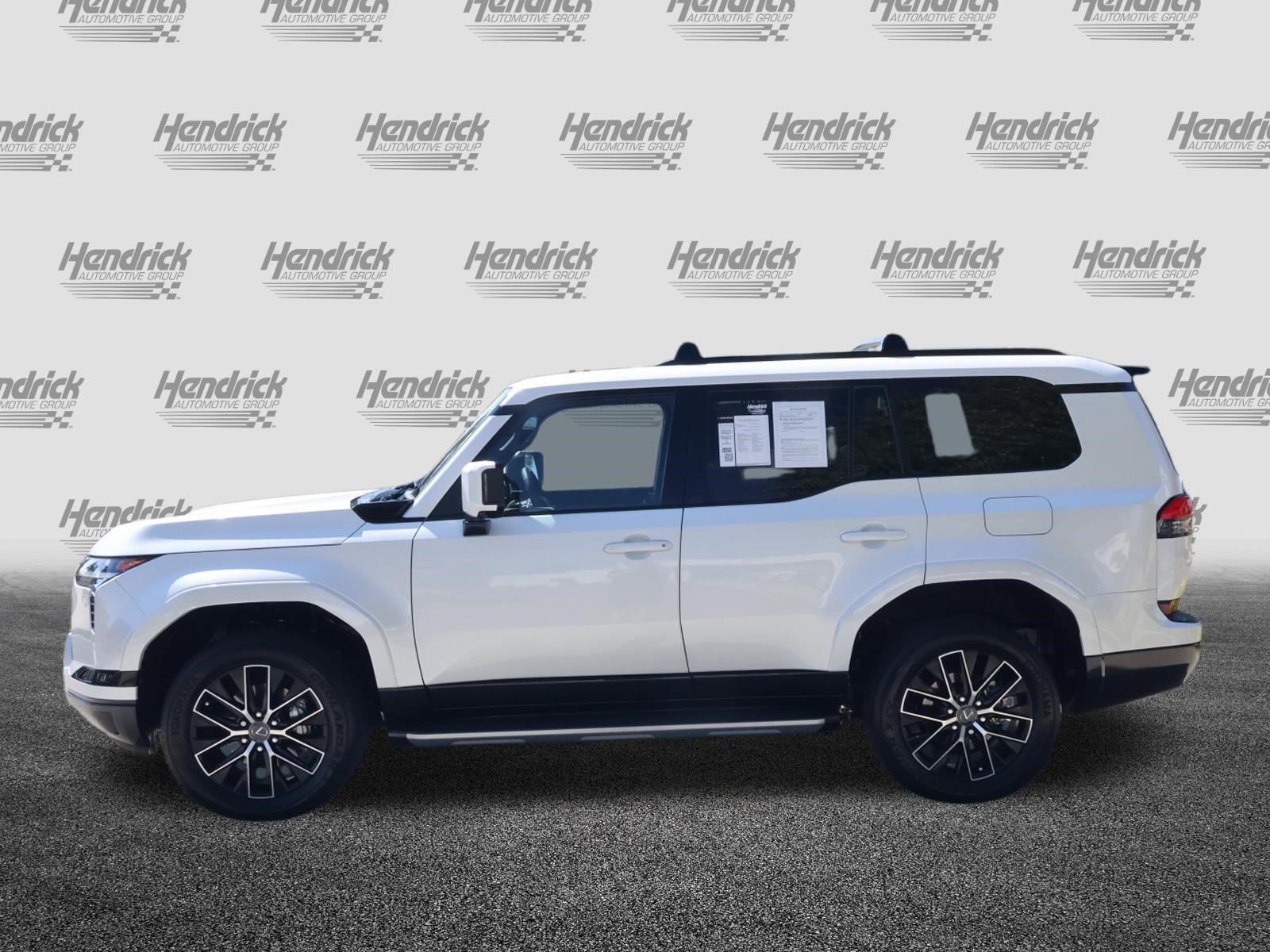 Certified 2024 Lexus GX 550 w/ Cold Area Package AWD/4WD image 6