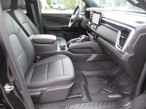 Used 2026 GMC Canyon Elevation w/ Convenience Package AWD/4WD image 12
