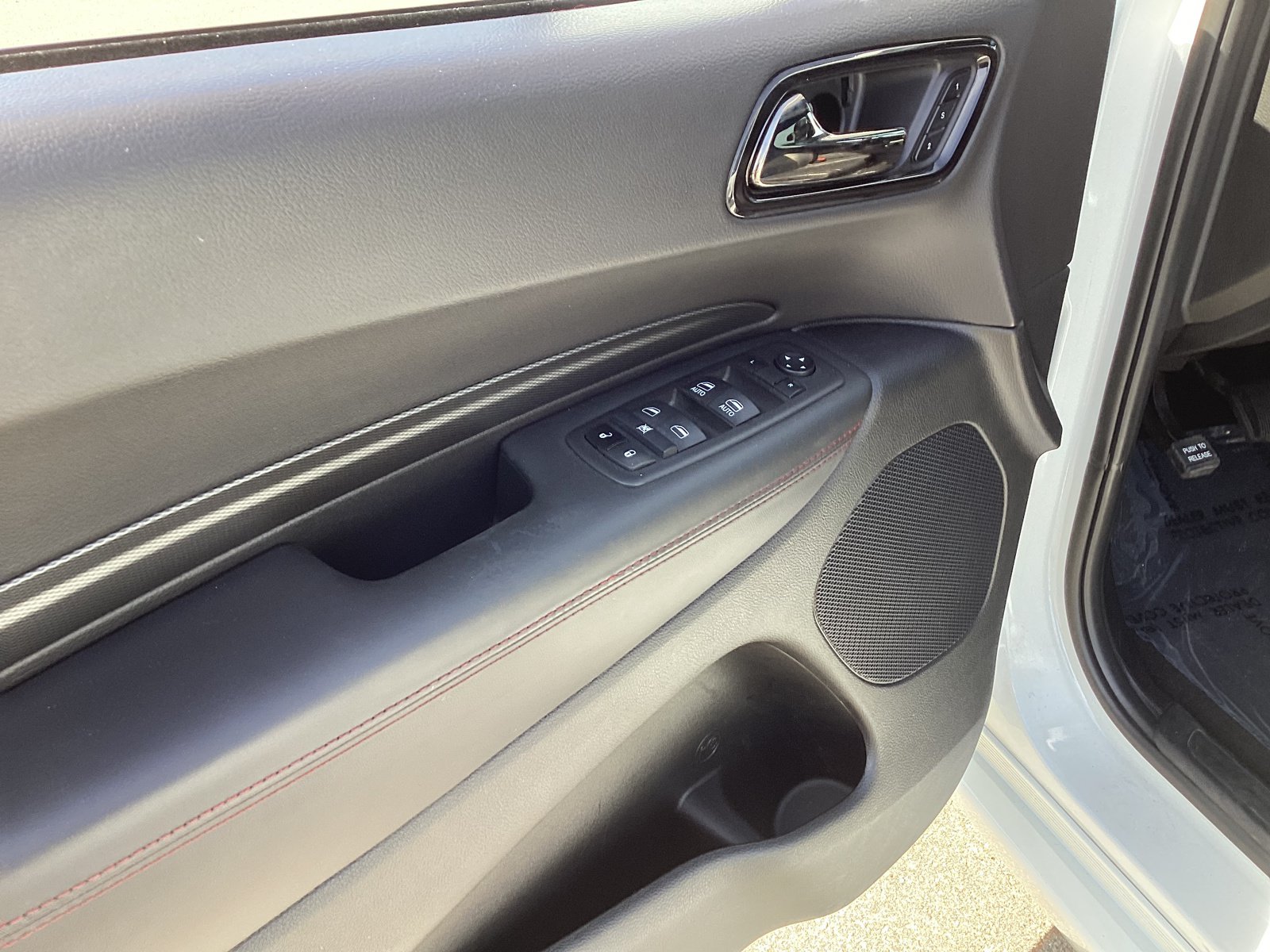 Used 2024 Dodge Durango GT AWD/4WD image 11