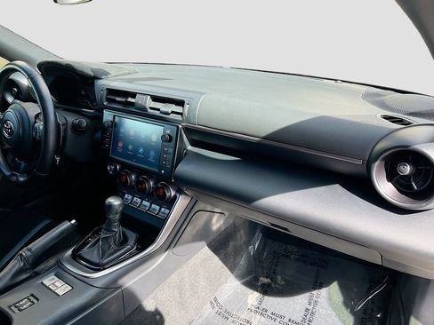 Used 2022 Toyota GR86 Premium w/ ALL Weather Mat Package (TMS) RWD image 27