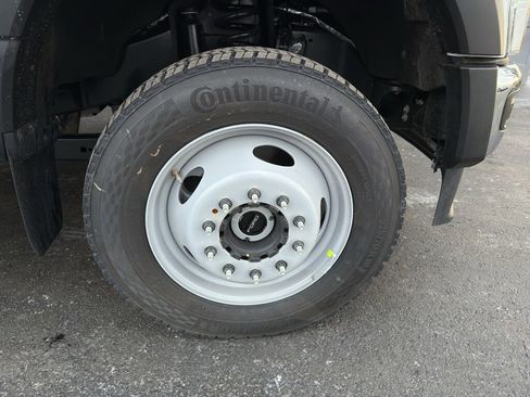 New 2026 Ford F550 4x4 Regular Cab Super Duty image 8