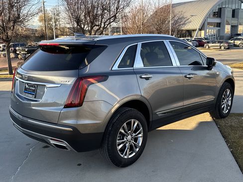 Used 2021 Cadillac XT5 Premium Luxury image 5
