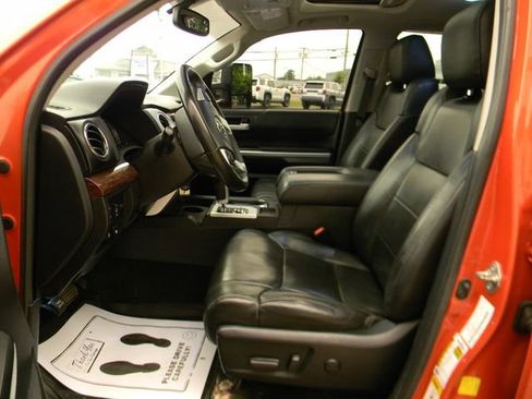 Used 2017 Toyota Tundra Limited w/ Limited Premium Package AWD/4WD image 21
