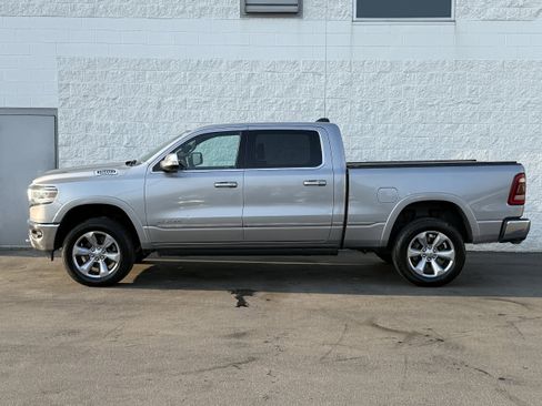 Used 2019 RAM 1500 Limited AWD/4WD image 2
