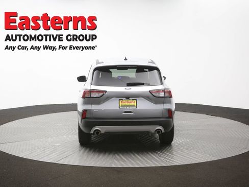 Used 2022 Ford Escape SE FWD image 37