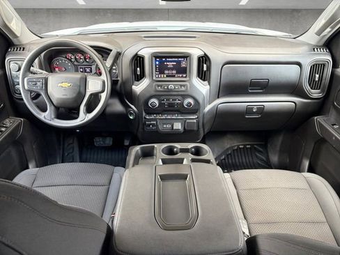 Certified 2025 Chevrolet Silverado 1500 W/T w/ WT Value Package image 18