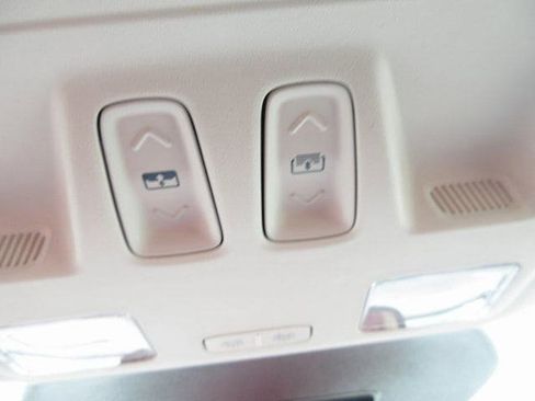 Used 2025 Ford Escape SE w/ PHEV Premium Package FWD image 18