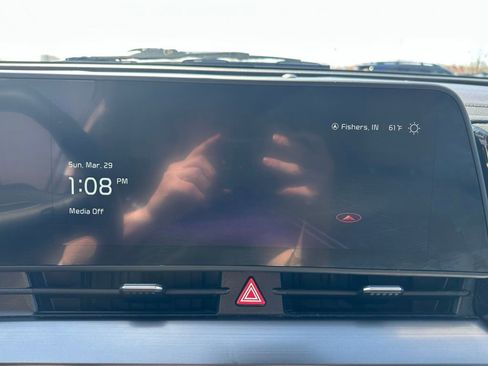 Used 2023 Kia Sportage EX image 21