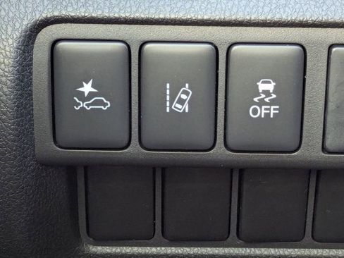 New 2026 Mitsubishi Eclipse Cross LE image 23