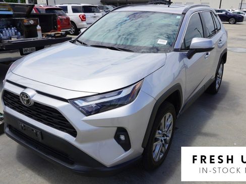 Used 2024 Toyota RAV4 XLE Premium FWD image 1