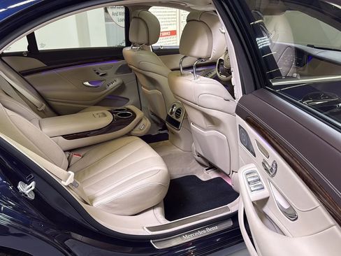 Used 2016 Mercedes-Benz S 550 4MATIC Sedan image 25