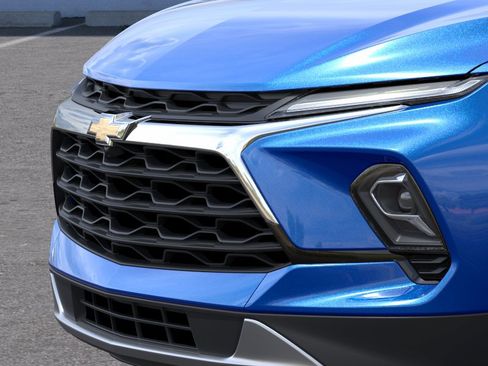 New 2026 Chevrolet Blazer LT w/ Convenience Package FWD image 37