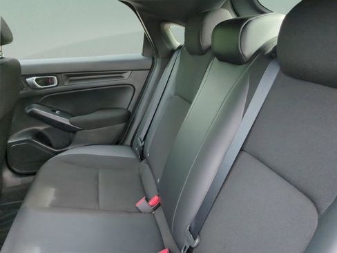 Used 2023 Honda Civic Sport image 18
