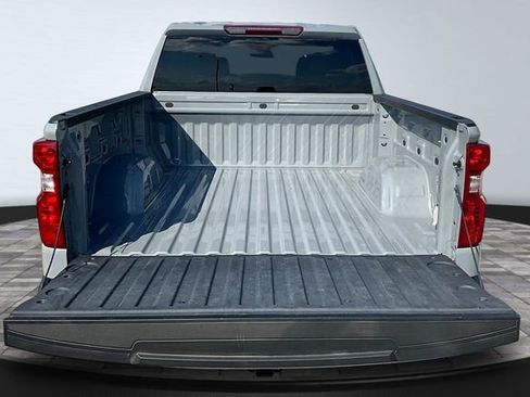 Used 2024 Chevrolet Silverado 1500 Custom w/ Turbomax Blackout Package RWD image 8