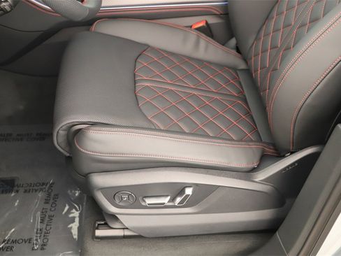 New 2026 Audi Q7 3.0T Prestige image 25