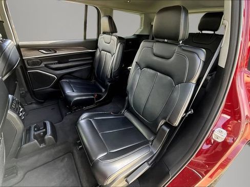 Used 2021 Jeep Grand Cherokee L Limited AWD/4WD image 22