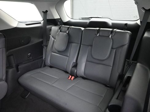 New 2026 Ford Explorer Active w/ Active Comfort Package RWD image 31