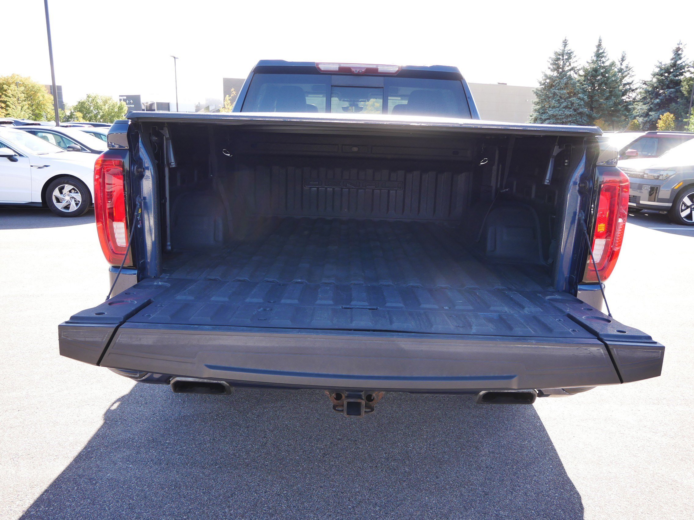Used 2021 GMC Sierra 1500 Denali w/ Denali Ultimate Package AWD/4WD image 18