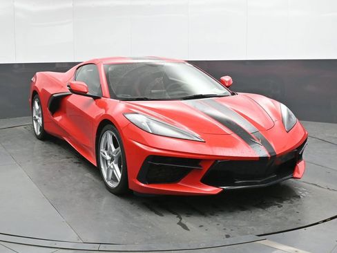 Used 2020 Chevrolet Corvette Stingray Premium Cpe w/ 3LT Preferred Equipment Group RWD image 4