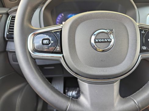 Used 2024 Volvo XC90 T8 Ultimate w/ Protection Package Premier AWD/4WD image 23