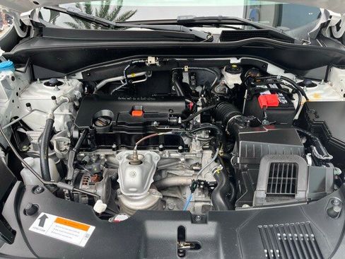 Used 2023 Honda HR-V LX image 7