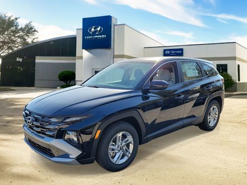 New 2026 Hyundai Tucson SE image 3