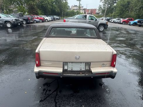 Used 1989 Cadillac Eldorado Coupe FWD image 5