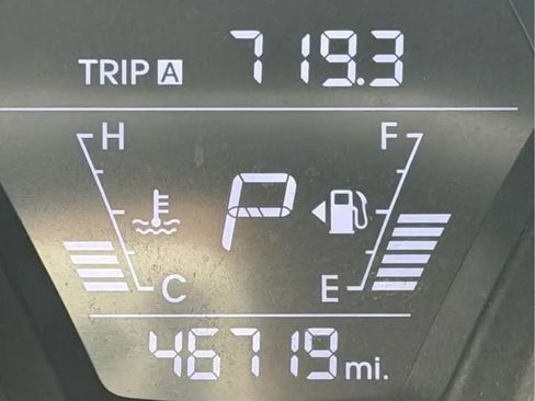 Used 2015 Hyundai Elantra SE image 6