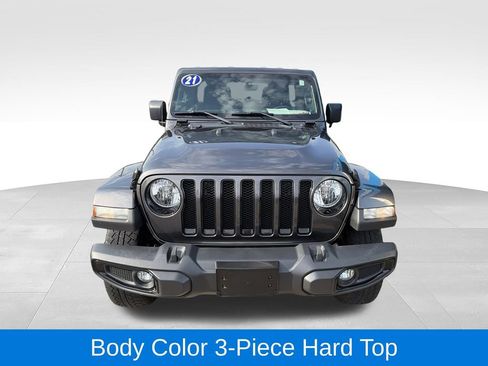 Used 2021 Jeep Wrangler Unlimited Sahara AWD/4WD image 5
