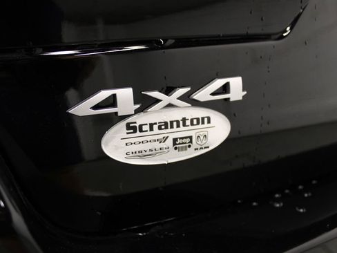 New 2025 Jeep Grand Cherokee Limited w/ Luxury Tech Group II image 43