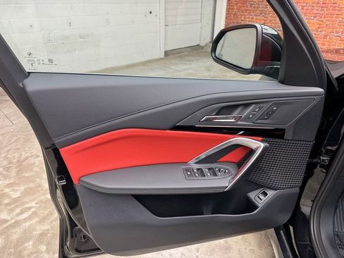 Used 2025 BMW X1 xDrive28i w/ Technology Package image 10