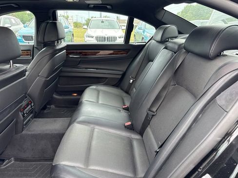 Used 2014 BMW 750Li xDrive AWD/4WD image 20