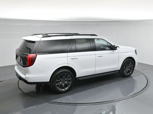 New 2026 Ford Expedition Platinum image 44