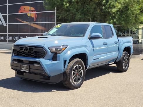 Used 2026 Toyota Tacoma TRD Sport AWD/4WD image 10