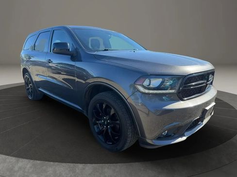 Used 2019 Dodge Durango SXT AWD/4WD image 3