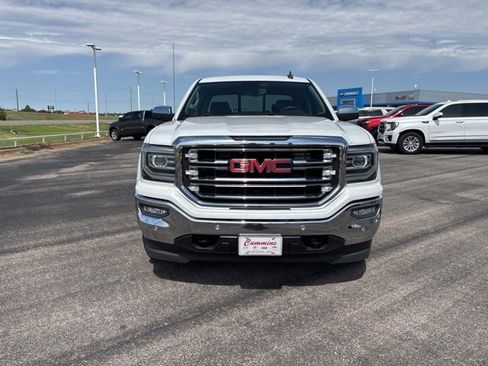 Used 2018 GMC Sierra 1500 SLT image 2