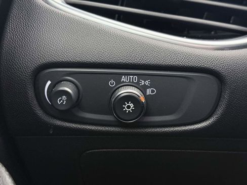 Used 2024 Chevrolet Malibu LT image 49