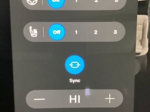 New 2026 Volvo XC90 T8 Plus w/ Protection Package Premier image 27