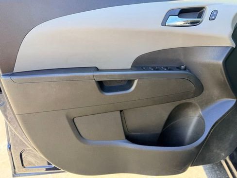 Used 2015 Chevrolet Sonic LT FWD image 12