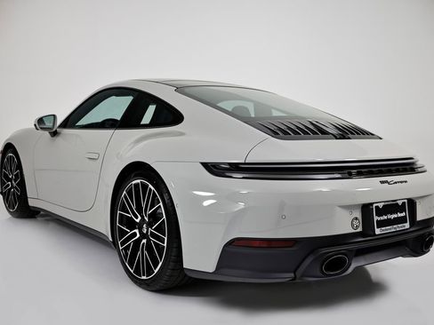 New 2026 Porsche 911 Carrera image 3