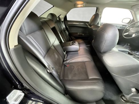 Used 2008 Chrysler 300 SRT8 w/ SRT Option Group II image 27