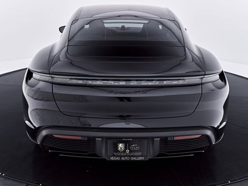 Used 2022 Porsche Taycan GTS AWD/4WD image 14