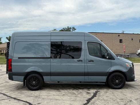 Used 2023 Mercedes-Benz Sprinter 2500 image 8