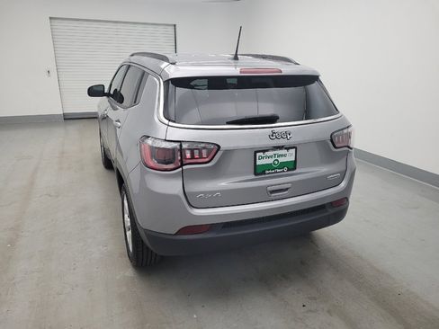 Used 2019 Jeep Compass Latitude w/ Cold Weather Group AWD/4WD image 6