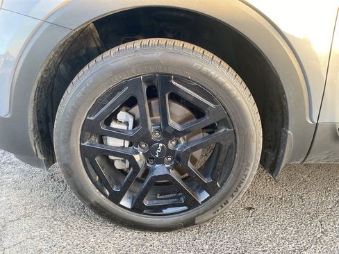 Used 2024 Kia Telluride SX Prestige X-Line image 9