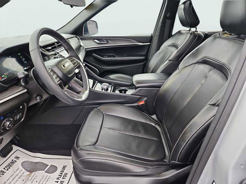 Used 2024 Jeep Grand Cherokee Limited 4xe w/ Luxury Tech Group II image 36