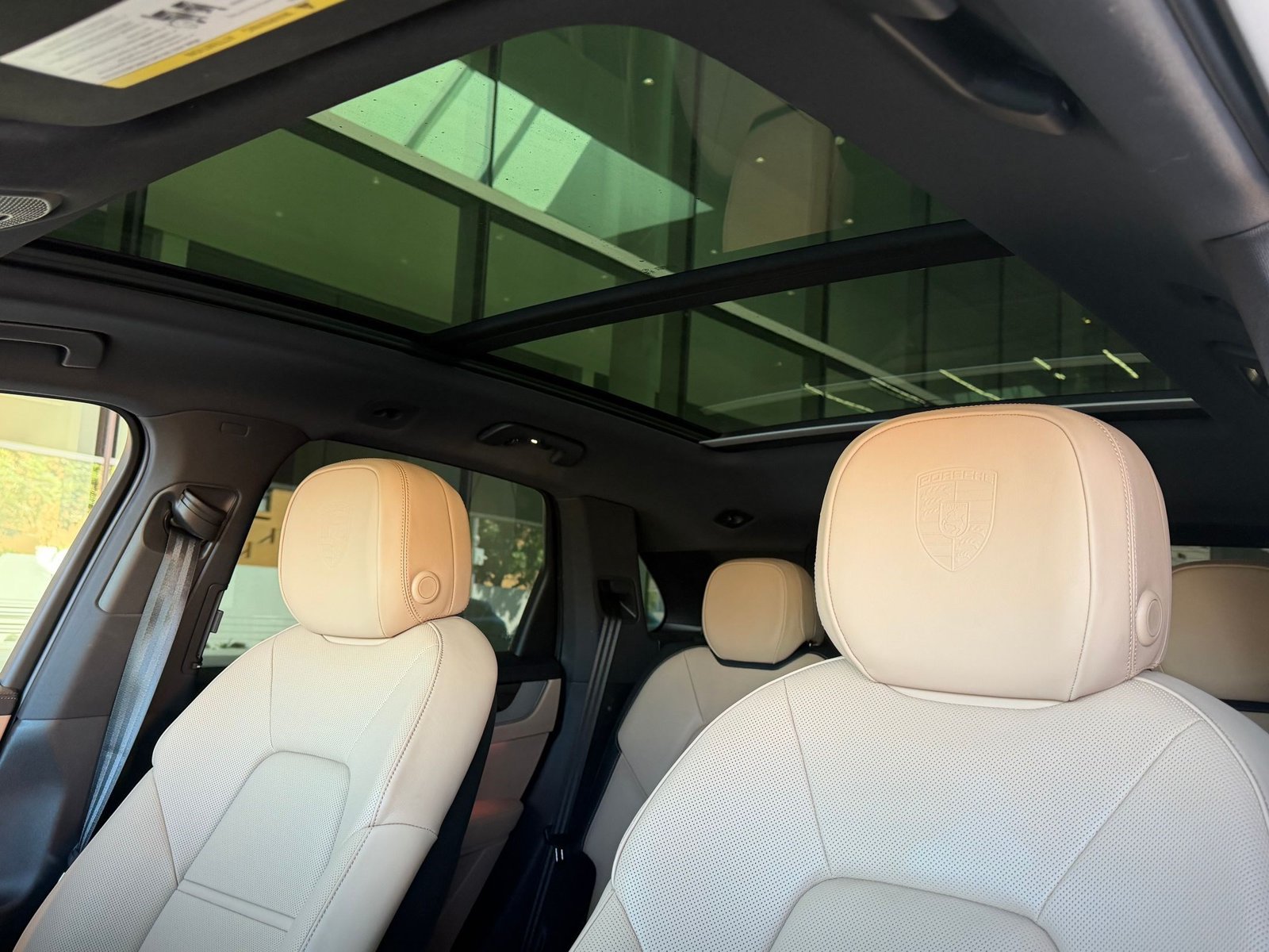 Certified 2024 Porsche Cayenne AWD/4WD image 14